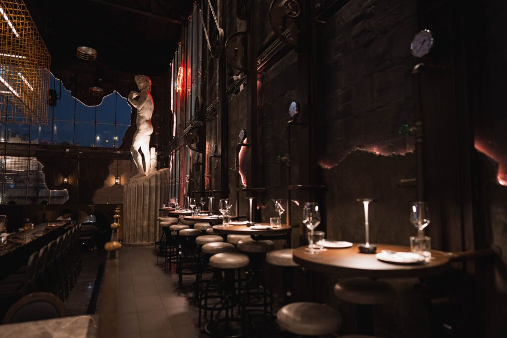 DAVIN CAFE premium Liap Duan restaurant featuring a luxury industrial dining atmosphere, elegant seating, and an upscale experience for business meetings, dinner dates, and special occasions